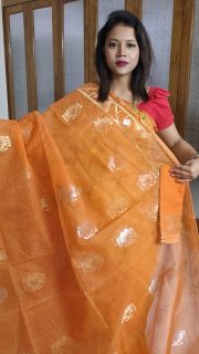 Dhakai jamdani saree