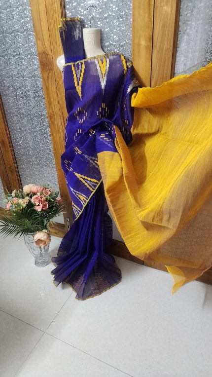 Dhakai Jamdani Saree