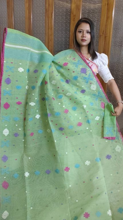Dhakai Jamdani Saree