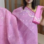 Dhakai jamdani saree