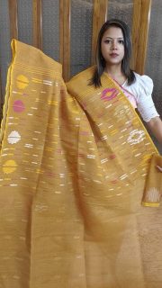 Dhakai jamdani saree